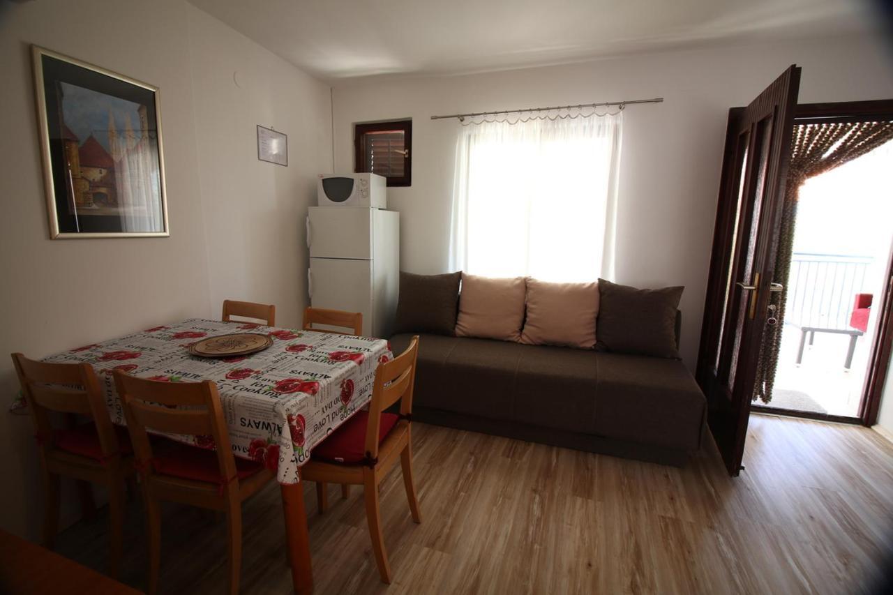 Apartmani Niessner Malinska Εξωτερικό φωτογραφία